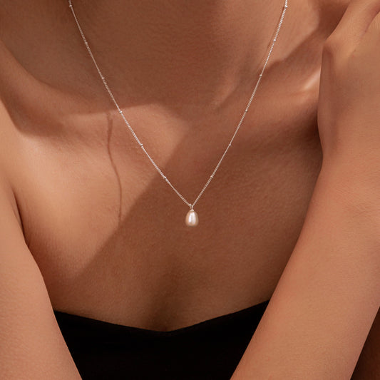 Freshwater Pearl Pendant Necklace