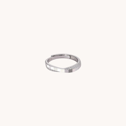 Crossover Band Ring